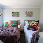 Elroi Boho Comfy Home 2 Bedrooms