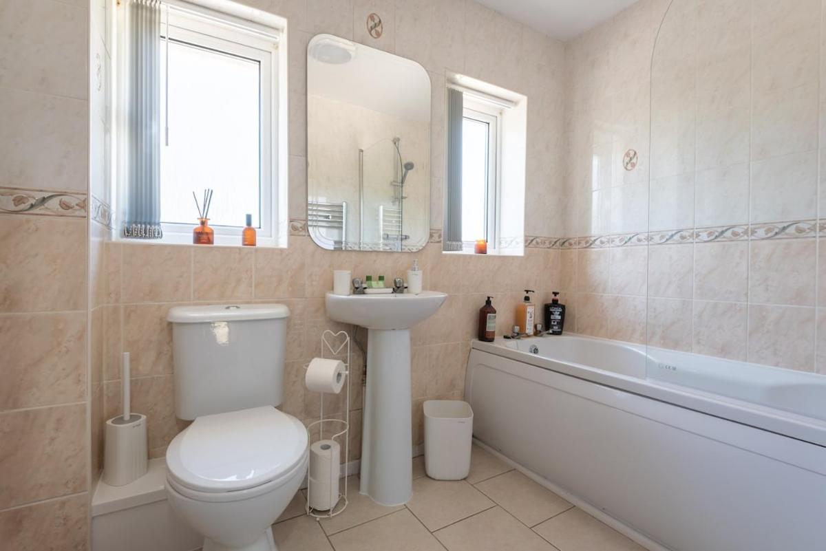 Elroi Boho Comfy 2 Bedrooms Holiday home Kingston upon Hull