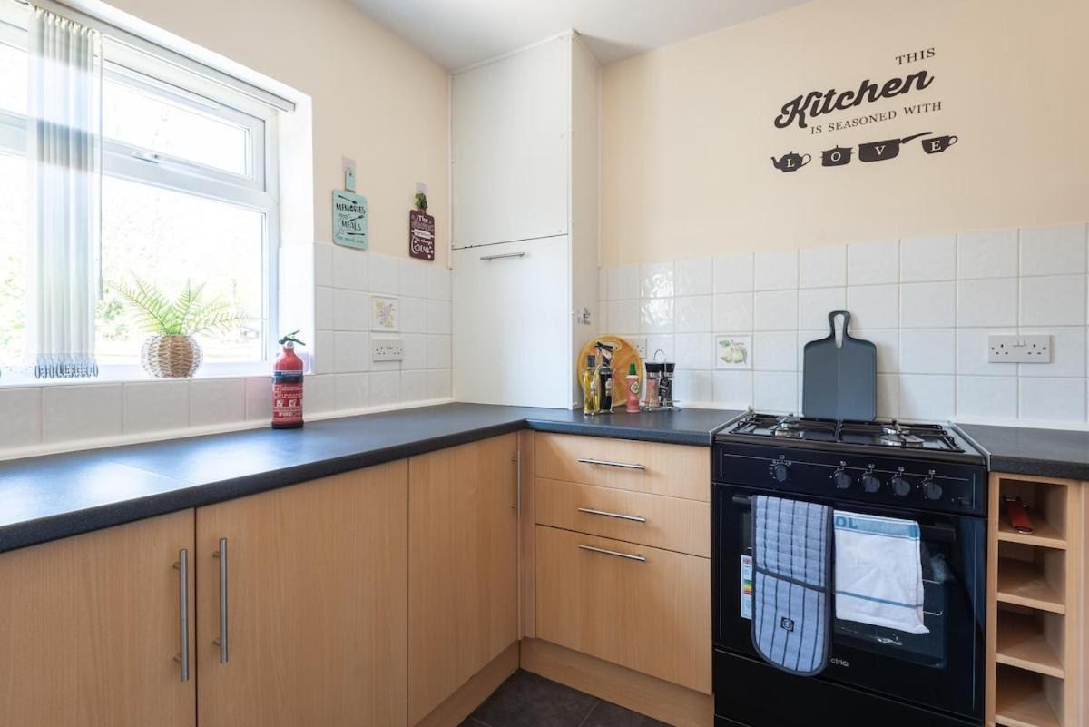 Elroi Boho Comfy 2 Bedrooms Holiday home Kingston upon Hull